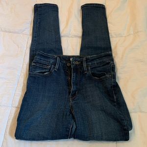 Levi’s 721 High Rise Skinny Jeans Size 27